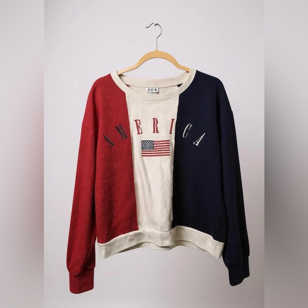 IML Medium Crew Women 4th of July America Graphic Sweatshirt Red, White & Blue